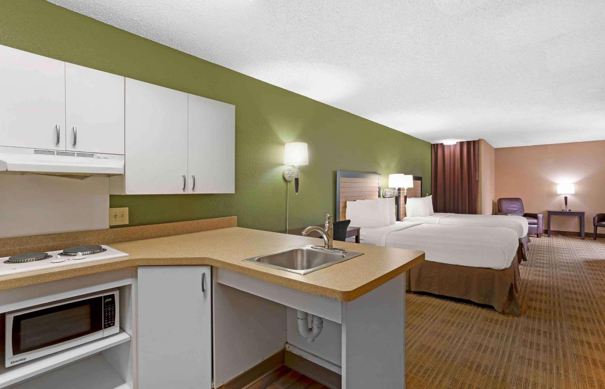 Extended Stay America Suites - Houston - Med Ctr - Greenway Plaza Exterior photo