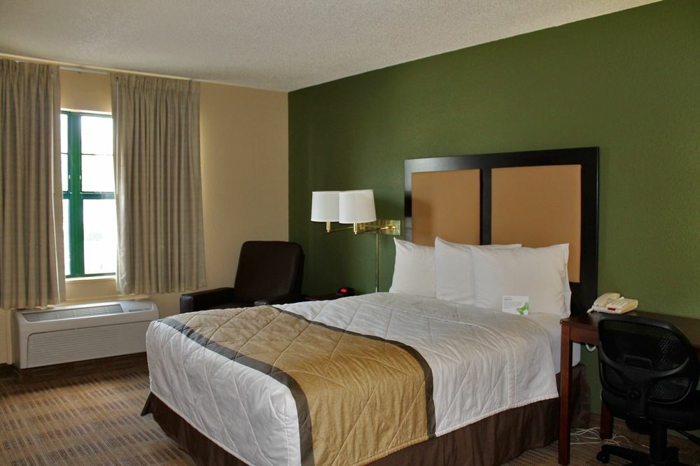 Extended Stay America Suites - Houston - Med Ctr - Greenway Plaza Exterior photo